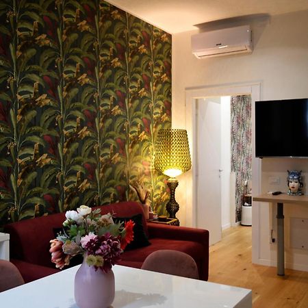 Peony House - 10 Min Duomo Apartman Milánó Kültér fotó