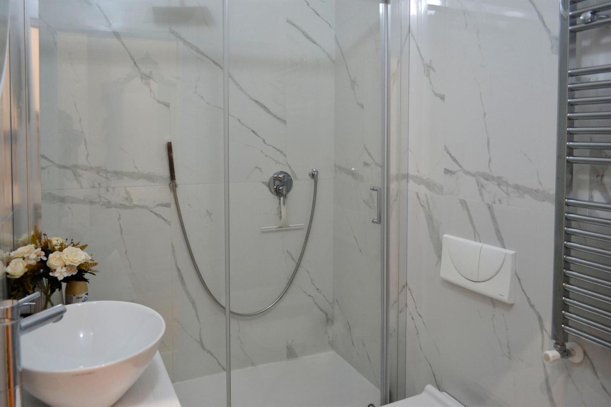 Peony House - 10 Min Duomo Apartman Milánó Kültér fotó